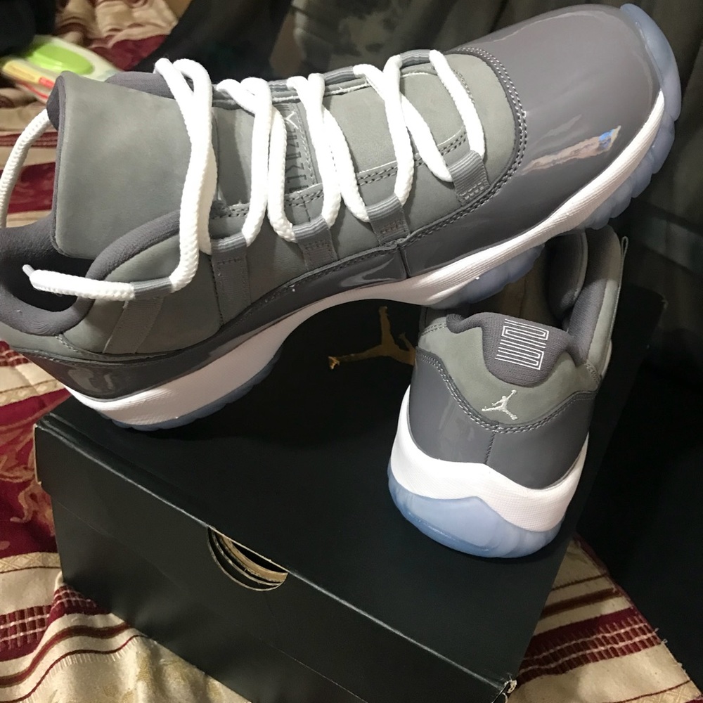 Air Jordan 11 “Cool Gray” low retro